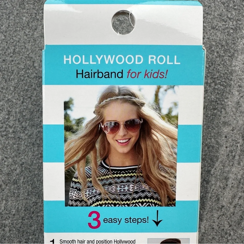 Scunci Hollywood Roll Hairband for Kids in Daisy Floral, 1 pc - NIP